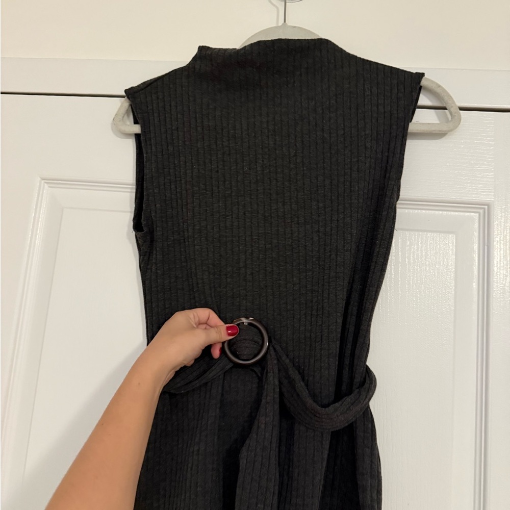 Zara Gray, Knit Mockneck Tank Top with Belt - Picture 4 of 4